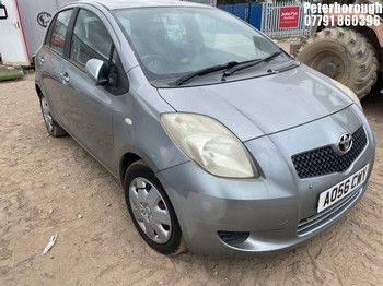 Location: Peterborough - 2006 TOYOTA YARIS T3 S-A 5 Door Hatchback REG: AO56CWY, Keys: No, MOT Expiry date: 06/05/2026, 1296 Petrol, 4 Speed Semi Auto Petrol, Former Keepers: 5