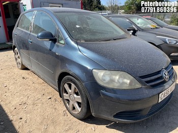 Location: Peterborough - 2006 VOLKSWAGEN GOLF PLUS SE TDI 5 Door Hatchback REG: CA56AUY, Keys: No, MOT Expiry date: 06/10/2026, 1896 Diesel, 5 Speed Manual Diesel, Former Keepers: 4