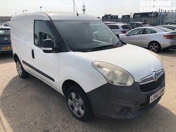 Location: Brentwood - 2012 VAUXHALL COMBO 2000 L1H1 CDTI Panel Van REG: LS62XMW, Keys: No, MOT Expiry date: 01/12/2026, 1248 Diesel, 5 Speed Manual Diesel, Former Keepers: 9
