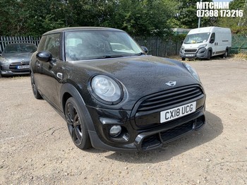 Location: MITCHAM - 2018 MINI COOPER 3 Door Hatchback REG: CX18UCG, 1499cc Petrol, 6 Speed Manual Petrol, Former Keepers: 4, Keys: No, MOT: Expiry date29/10/2026