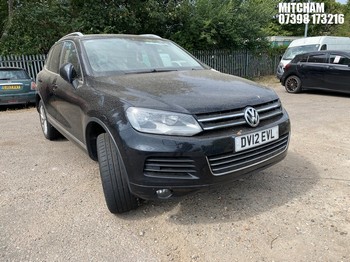 Location: MITCHAM - 2012 VOLKSWAGEN TOUAREG V6 SE TDI BLUE TE ESTATE REG: DV12EVL, 2967cc DIESEL, 8 SPEED AUTO DIESEL, Former Keepers: 6, Keys: No, MOT: Expiry date03/06/2026