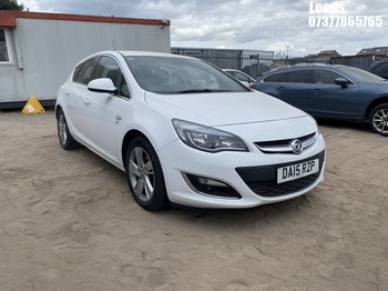 Location: Leeds - 2015 VAUXHALL ASTRA SRI CDTI 5 Door Hatchback REG: DA15RZP, Keys: No, MOT Expiry date: 02-11-2026, 1686 Diesel, 6 Speed Manual Diesel, Former Keepers: 3