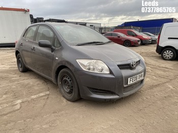 Location: Leeds - 2008 TOYOTA AURIS T2 D-4D 5 Door Hatchback REG: FE08XHW, Keys: No, MOT Expiry date: 31-01-2026, 1364 Diesel, 5 Speed Manual Diesel, Former Keepers: 3