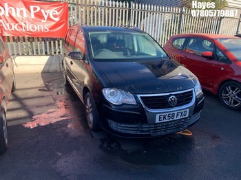 Location: Hayes - 2008 VOLKSWAGEN TOURAN SE TDI 105 MPV REG: EK58FXO, Keys: No, MOT Expiry date: 03/03/2026, 1896 Diesel, 6 Speed Manual Diesel, Former Keepers: 7