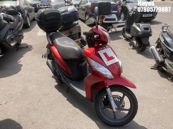 Location: Hayes - 2014 HONDA NSC 110 E-E Motorcycle REG: VO64HFY, Keys: No, MOT Expiry date: 25/05/2025, 108 Petrol, Automatic, Former Keepers: 3