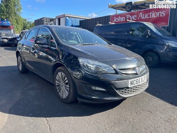 Location: Stapleford - 2016 VAUXHALL ASTRA EXCITE CDTI ECOFLEX 5 Door Hatchback REG: MC65XJT, 1598 Diesel, 6 Speed Manual Diesel, Former Keepers: 3, Keys: Yes, MOT Expiry date: 01/07/2026