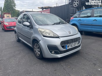 Location: Stapleford - 2013 PEUGEOT 107 ACTIVE 5 Door Hatchback REG: MT63EFX, Keys: Yes, MOT Expiry date: 27/06/2026, 998 Petrol, 5 Speed Manual Petrol, Former Keepers: 3