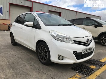 Location: Edinburgh - 2012 TOYOTA YARIS EDITION VVT-I 5 Door Hatchback REG: SL62RPV, 998cc Petrol, 5 Speed Manual Petrol, Former Keepers: 4, Keys: Yes, MOT Expiry date: 13/08/2026