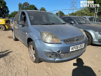 Location: Mitcham - 2006 FORD FIESTA ZETEC CLIMATE 5 Door Hatchback REG: KP06OEU, Keys: No, MOT Expiry date: 02/03/2026, 1388 Petrol, 5 Speed Manual Petrol, Former Keepers: 2