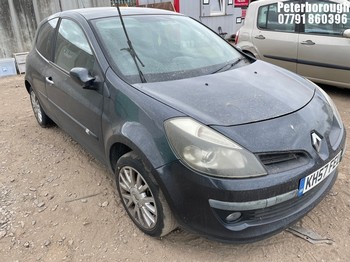 Location: Peterborough - 2007 RENAULT CLIO DYNAMIQUE S DCI 86 3 Door Hatchback REG: KH57FEU, Keys: No, MOT Expiry date: 14/02/2026, 1461 Diesel, 5 Speed Manual Diesel, Former Keepers: 8