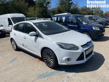 Location: Brentwood - 2014 FORD FOCUS TITANIUM NAVIGATOR 5 Door Hatchback REG: FX64UWH, Keys: No, MOT Expiry date: 06/02/2027, 1596 Petrol, 6 Speed Auto Petrol, Former Keepers: 10