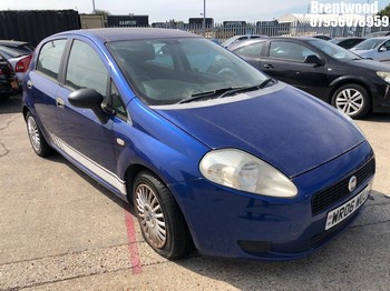 Location: Brentwood - 2006 FIAT GRANDE PUNTO ACTIVE 65 5 Door Hatchback REG: WR06WUJ, Keys: No, MOT Expiry date: 14/08/2023, 1242 Petrol, 5 Speed Manual Petrol, Former Keepers: 7