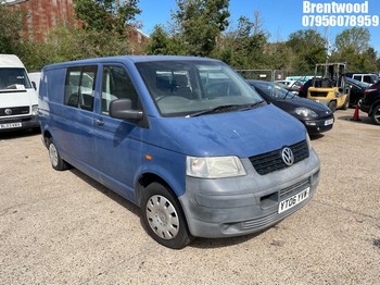 Location: Brentwood - 2006 VOLKSWAGEN T-SPORTER T32 130 TDI LWB Van With Side Windows REG: YT06YVW, Keys: No, MOT Expiry date: 04.07.2025, 2460 Diesel, 6 Speed Manual Diesel, Former Keepers: 3