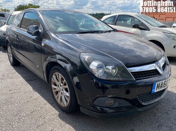 Location: Nottingham - 2010 VAUXHALL ASTRA SRI 88 3 Door Hatchback REG: MA60NNF, Keys: No, MOT Expiry date: 06/03/2027, 1364 Petrol, 5 Speed Manual Petrol, Former Keepers: 4
