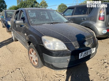 Location: Mitcham - 2009 KIA RIO 16V 5 Door Hatchback REG: FJ59YEF, Keys: No, MOT Expiry date: 06/02/2026, 1399 Petrol, 5 Speed Manual Petrol, Former Keepers: 6