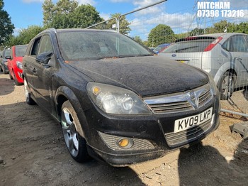 Location: Mitcham - 2009 VAUXHALL ASTRA SRI XP Estate REG: KV09LKP, Keys: No, MOT Expiry date: 14/04/2026, 1796 Petrol, 5 Speed Manual Petrol, Former Keepers: 7