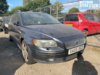 Location: Mitcham - 2005 VOLVO V50 SE Estate REG: SA55SGO, Keys: No, MOT Expiry date: 01/09/2025, 1798 Petrol, 5 Speed Manual Petrol, Former Keepers: 6
