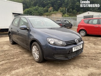 Location: Leeds - 2011 VOLKSWAGEN GOLF S TSI 5 Door Hatchback REG: FV11CSZ, Keys: No, MOT Expiry date: 03-08-2025, 1197 Petrol, 5 Speed Manual Petrol, Former Keepers: 4