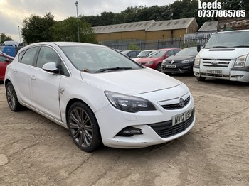 Location: Leeds - 2012 VAUXHALL ASTRA SRI VX-LINE 5 Door Hatchback REG: NV12USP, Keys: No, MOT Expiry date: 19-12-2026, 1598 Petrol, 5 Speed Manual Petrol, Former Keepers: 4