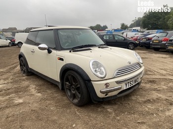 Location: Leeds - 2004 MINI MINI ONE 3 Door Hatchback REG: YT53WKD, Keys: No, MOT Expiry date: 12-11-2025, 1598 Petrol, 5 Speed Manual Petrol, Former Keepers: 6