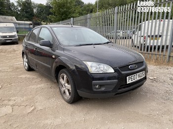 Location: Leeds - 2007 FORD FOCUS SPORT S 5 Door Hatchback REG: PE07KUS, Keys: No, MOT Expiry date: 01/03/2025, 1798 Petrol, 5 Speed Manual Petrol, Former Keepers: 5