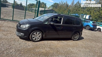 Location: Farnham - 2015 VOLKSWAGEN TOURAN SE BLUE TECH TSI MPV REG: KF65UBD, Keys: Yes, MOT Expiry date: 11/11/2026, Unknown Petrol, Unknown, Former Keepers: 1