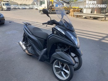 Location: Hayes - 2014 YAMAHA MW125 TRICITY 125 Motorcycle REG: AE64YWL, Keys: No, MOT Expiry date: 20/06/2026, 125 Petrol, Automatic, Former Keepers: 5