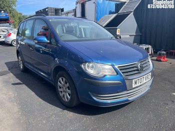 Location: Stapleford - 2007 VOLKSWAGEN TOURAN S 102 MPV REG: MT07VRZ, Keys: Yes, MOT Expiry date: 22/10/2026, 1595 Petrol, 6 Speed Manual Petrol, Former Keepers: 3