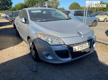 Location: Mitcham - 2009 RENAULT MEGANE DYNAMIQUE VVT Coupe REG: LV09ELO, Keys: No, MOT Expiry date: 16/04/2027, 1598 Petrol, 6 Speed Manual Petrol, Former Keepers: 4