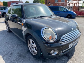 Location: Nottingham - 2010 MINI COOPER 3 Door Hatchback REG: FL10MFZ, Keys: No, MOT Expiry date: 26/04/2026, 1598 Petrol, 6 Speed Manual Petrol, Former Keepers: 5