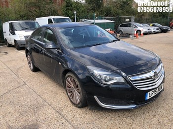 Location: Brentwood - 2015 VAUXHALL INSIGNIA ENERGY CDTI ECO 5 Door Hatchback REG: LR15AUW, Keys: No, MOT Expiry date: 13/03/2026, 1956 Diesel, 6 Speed Manual Diesel, Former Keepers: 2