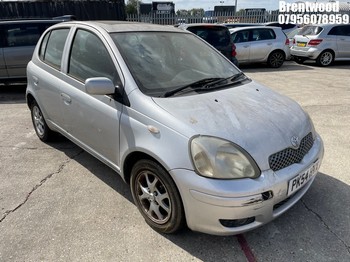 Location: Brentwood - 2004 TOYOTA YARIS T SPIRIT AUTO 5 Door Hatchback REG: PK54HVX, Keys: No, MOT Expiry date: 29.09.2025, 1299 Petrol, 4 Speed Auto Petrol, Former Keepers: 5