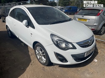 Location: Mitcham - 2012 VAUXHALL CORSA SXI AC 3 Door Hatchback REG: DU12RVZ, Keys: No, MOT Expiry date: 03/04/2026, 1229 Petrol, 5 Speed Manual Petrol, Former Keepers: 10
