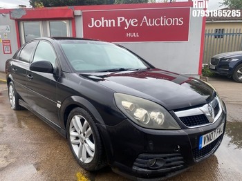 Location: Hull - 2007 VAUXHALL VECTRA SRI CDTI 5 Door Hatchback REG: VN07FWU, Keys: No, MOT Expiry date: 22/09/2026, 1910 Diesel, 6 Speed Manual Diesel, Former Keepers: 5