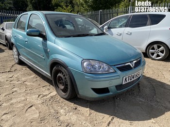 Location: Leeds - 2004 VAUXHALL CORSA DESIGN 16V AUTO 5 Door Hatchback REG: KT04HSU, Keys: No, MOT Expiry date: 08-02-2027, 1389 Petrol, 5 Speed Auto Petrol, Former Keepers: 11
