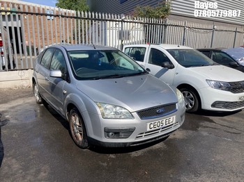 Location: Hayes - 2005 FORD FOCUS GHIA T 5 Door Hatchback REG: CE05EEJ, Keys: No, MOT Expiry date: 02/11/2026, 1596 Petrol, 5 Speed Manual Petrol, Former Keepers: 9