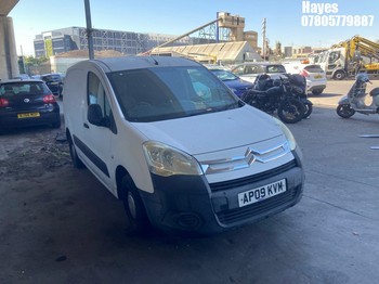 Location: Hayes - 2009 CITROEN BERLINGO 625 X 16V Panel Van REG: AP09KVM, Keys: No, MOT Expiry date: 20/01/2027, 1587 Petrol, 5 Speed Manual Petrol, Former Keepers: 8