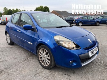 Location: Nottingham - 2011 RENAULT CLIO DYNAMIQUE TOMTOM TCE 5 Door Hatchback REG: HK11VHD, 1149cc Petrol, 5 Speed Manual Petrol, Former Keepers: 8, Keys: Yes, MOT Expiry date: 28/08/2026