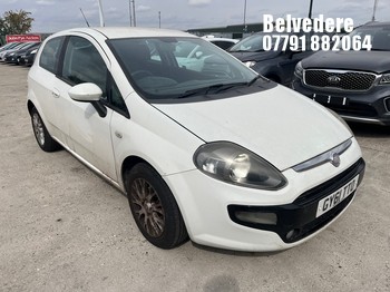 Location: BELVEDERE - 2011 FIAT PUNTO EVO MYLIFE 3 Door Hatchback REG: GY61TTO, 1242cc Petrol, 5 Speed Manual Petrol, Former Keepers: 4, Keys: Yes, MOT: Expiry date04.02.2027