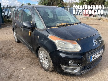 Location: Peterborough - 2009 CITROEN C3 PICASSO VTR PLUS MPV REG: NC09FNR, Keys: No, MOT Expiry date: 16/08/2019, 1397 Petrol, 5 Speed Manual Petrol, Former Keepers: 3