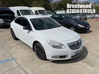 Location: Brentwood - 2010 VAUXHALL INSIGNIA EXCLUSIV 4 Door Saloon REG: SD10FRC, Keys: No, MOT Expiry date: 05/11/2026, 1796 Petrol, 6 Speed Manual Petrol, Former Keepers: 8