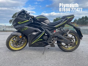 Location: PLYMOUTH - 2024 LEXMOTO LXS 125 Motorcycle REG: WG24NUP, 124cc Petrol, manual, Former Keepers: 2, Keys: Yes, MOT: Expiry date25/04/2027