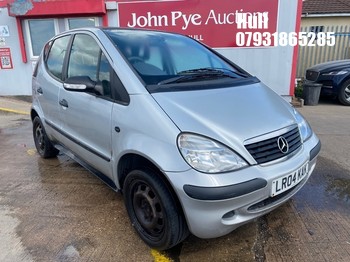 Location: Hull - 2004 MERCEDES A140 CLASSIC SE SWB 5 Door Hatchback REG: LR04KAK, Keys: No, MOT Expiry date: 23/02/2026, 1397 Petrol, 5 Speed Manual Petrol, Former Keepers: 4