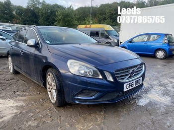 Location: Leeds - 2011 VOLVO V60 R-DESIGN D5 AUTO Estate REG: GF61DND, Keys: No, MOT Expiry date: 05-10-2026, 2400 Diesel, 6 Speed Auto Diesel, Former Keepers: 8