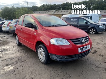 Location: Leeds - 2009 VOLKSWAGEN FOX 55 3 Door Hatchback REG: SM09KTX, Keys: No, MOT Expiry date: 08-08-2024, 1198 Petrol, 5 Speed Manual Petrol, Former Keepers: 5