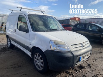 Location: Leeds - 2007 CITROEN BERLINGO 600 HDI ENTER 75 Car Derived Van REG: PE07KDO, Keys: No, MOT Expiry date: 05-05-2027, 1598 Diesel, 5 Speed Manual Diesel, Former Keepers: 11