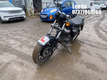Location: Leeds - 2015 KEEWAY SUPERLIGHT Motorcycle REG: YA15VXS, Keys: No, MOT Expiry date: 15-03-2025, 125 Petrol,, Former Keepers: 3