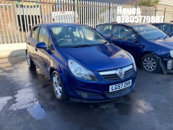 Location: Hayes - 2007 VAUXHALL CORSA DESIGN AUTO 5 Door Hatchback REG: LG57ZKN, Keys: No, MOT Expiry date: 11/02/2027, 1364 Petrol, 5 Speed Auto Petrol, Former Keepers: 10