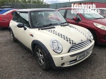 Location: Edinburgh - 2006 MINI MINI COOPER 3 Door Hatchback REG: SK56ZSJ, Keys: No, MOT Expiry date: 10/02/2027, 1598 Petrol, 5 Speed Manual Petrol, Former Keepers: 4