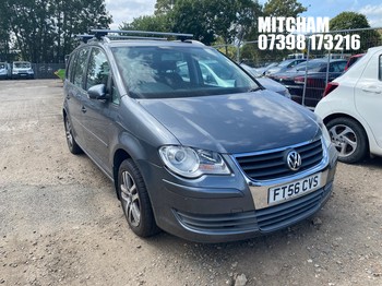 Location: Mitcham - 2007 VOLKSWAGEN TOURAN SE TDI 140 AUTO MPV REG: FT56CVS, Keys: No, MOT Expiry date: 30/03/2027, 1968 Diesel, 6 Speed Auto Diesel, Former Keepers: 3